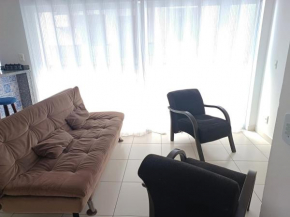 Apartamento com quarto com vista para o mar, quadra da praia